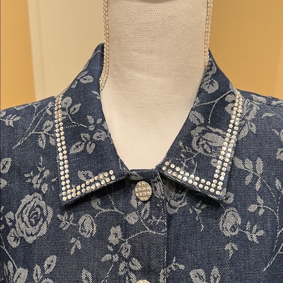 Eliza J Blue Floral Button-Down jeans Dress - Picture 4 of 16